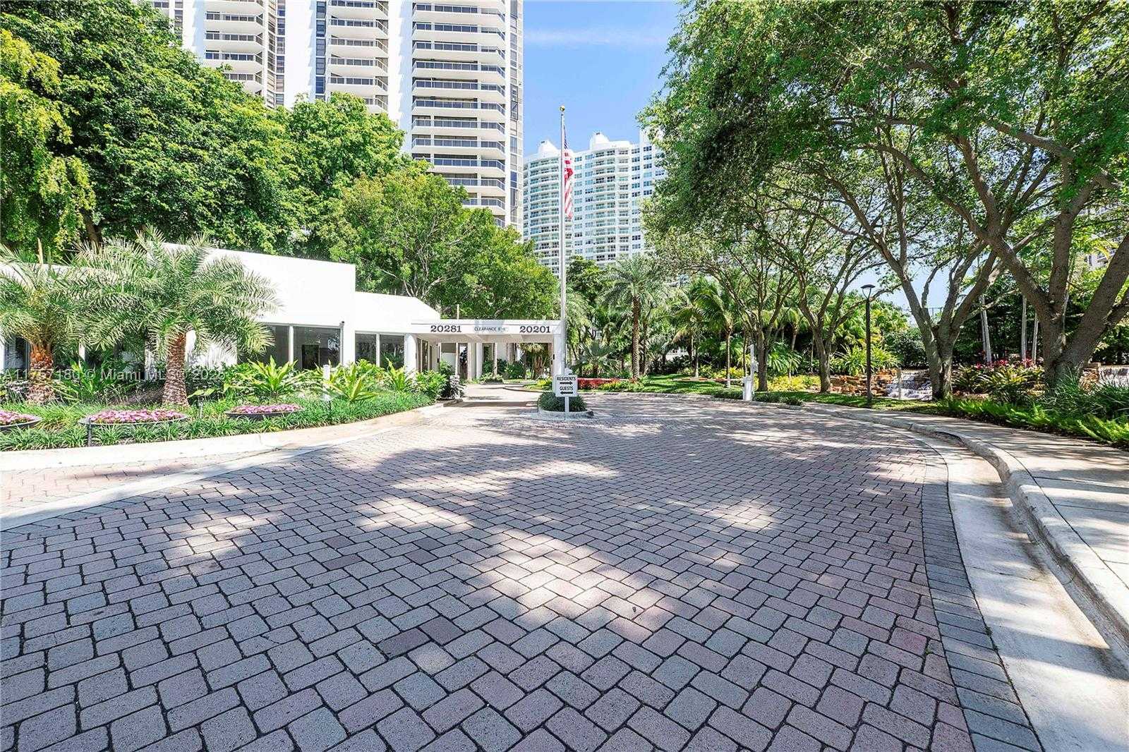 Small Image of 20201 EAST COUNTRY CLUB DR #1808, Aventura Number 3