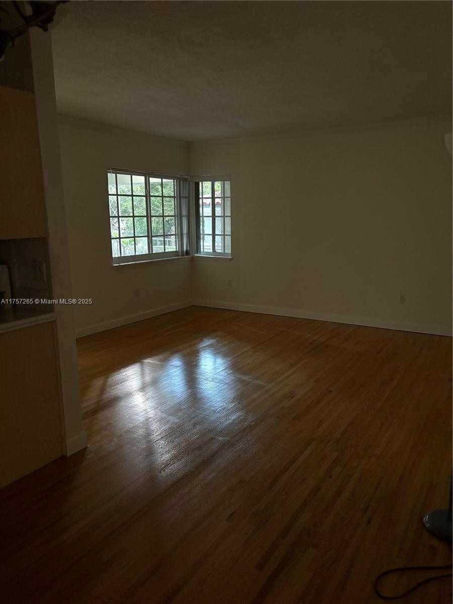 Small Image of 45 ANTILLA AVE #2K, Coral Gables Number 14