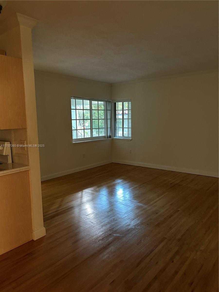 Small Image of 45 ANTILLA AVE #2K, Coral Gables Number 21