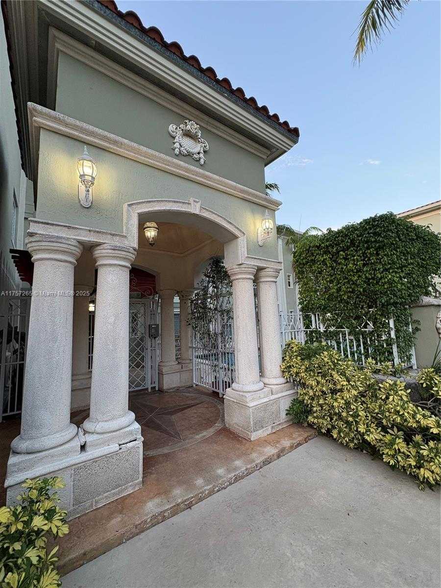 Small Image of 45 ANTILLA AVE #2K, Coral Gables Number 23
