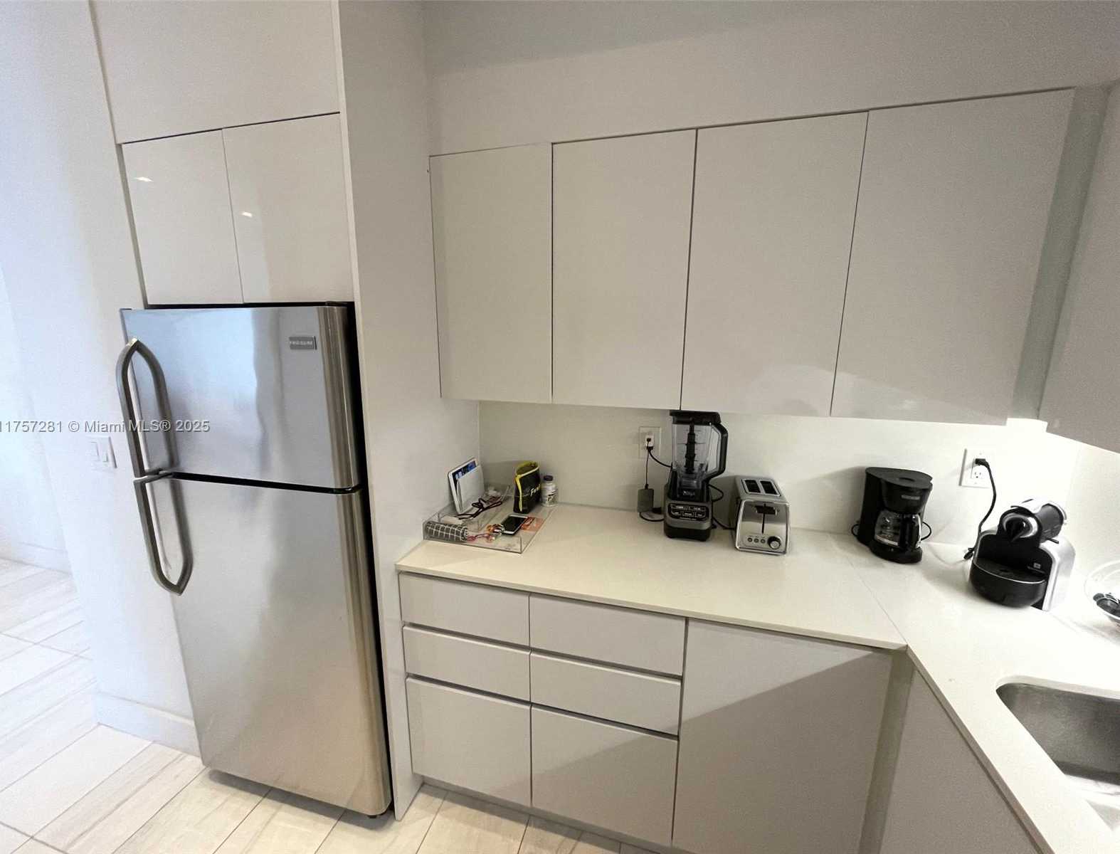 Small Image of 1500 BAY RD #1548S, Miami Beach Number 10