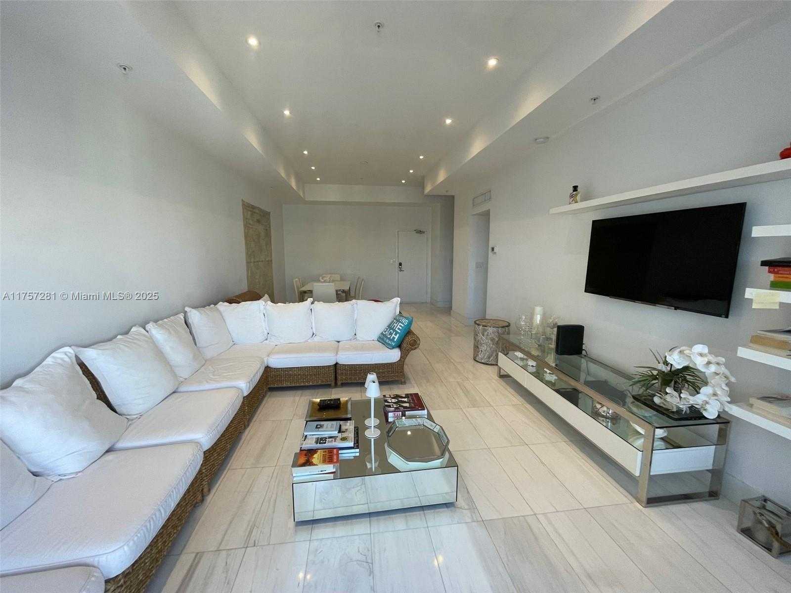 Small Image of 1500 BAY RD #1548S, Miami Beach Number 3