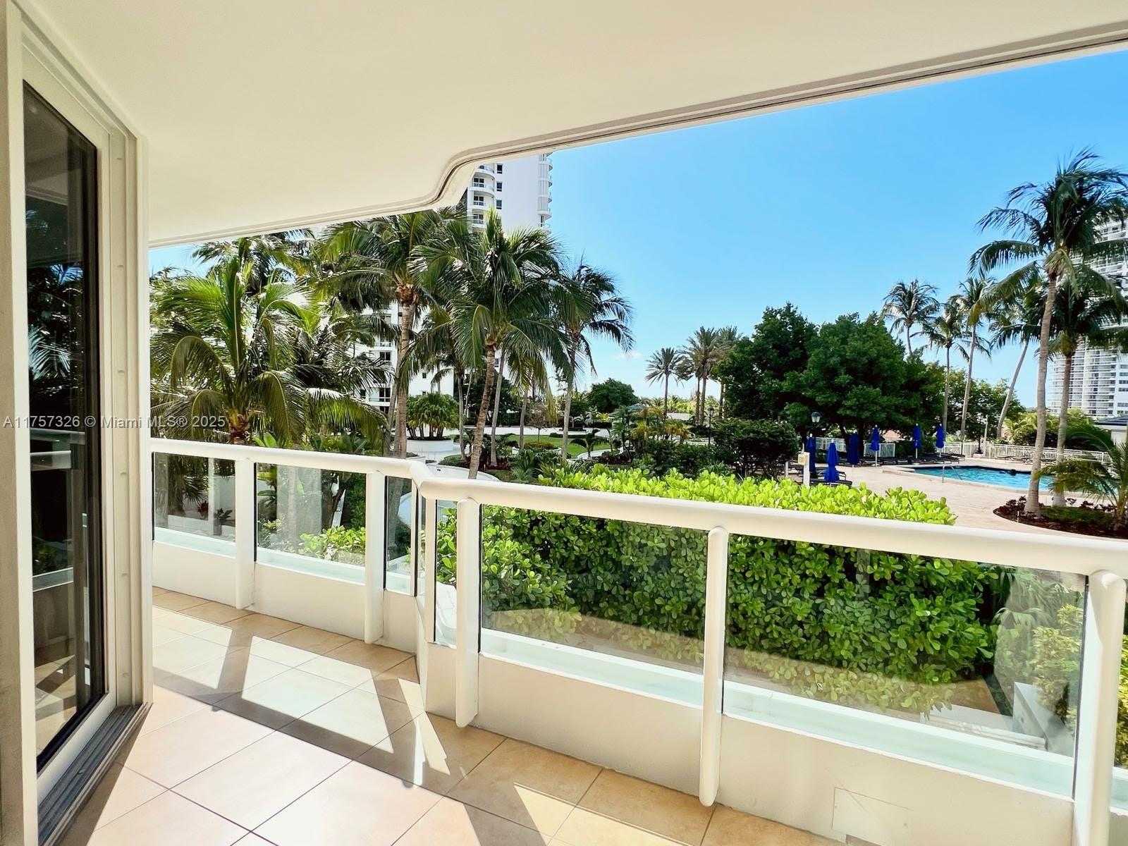 Small Image of 21055 YACHT CLUB DR #510, Aventura Number 24