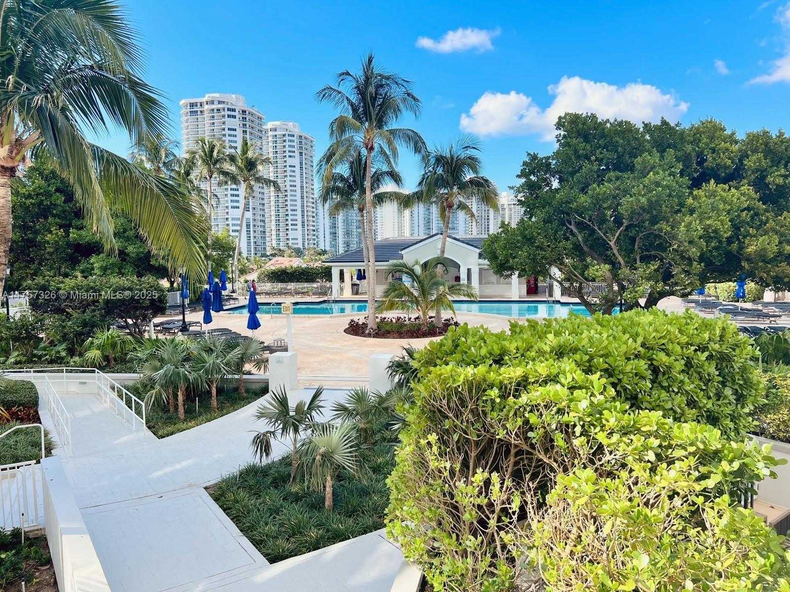 Small Image of 21055 YACHT CLUB DR #510, Aventura Number 7