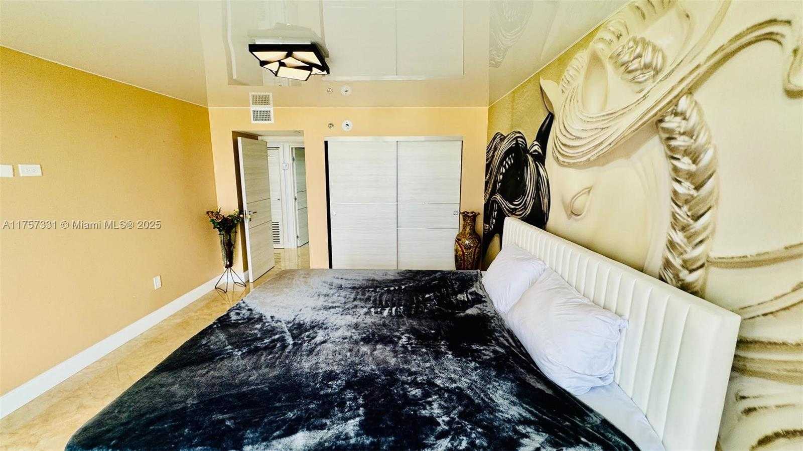 Small Image of 210 174TH ST #810, Sunny Isles Beach Number 26