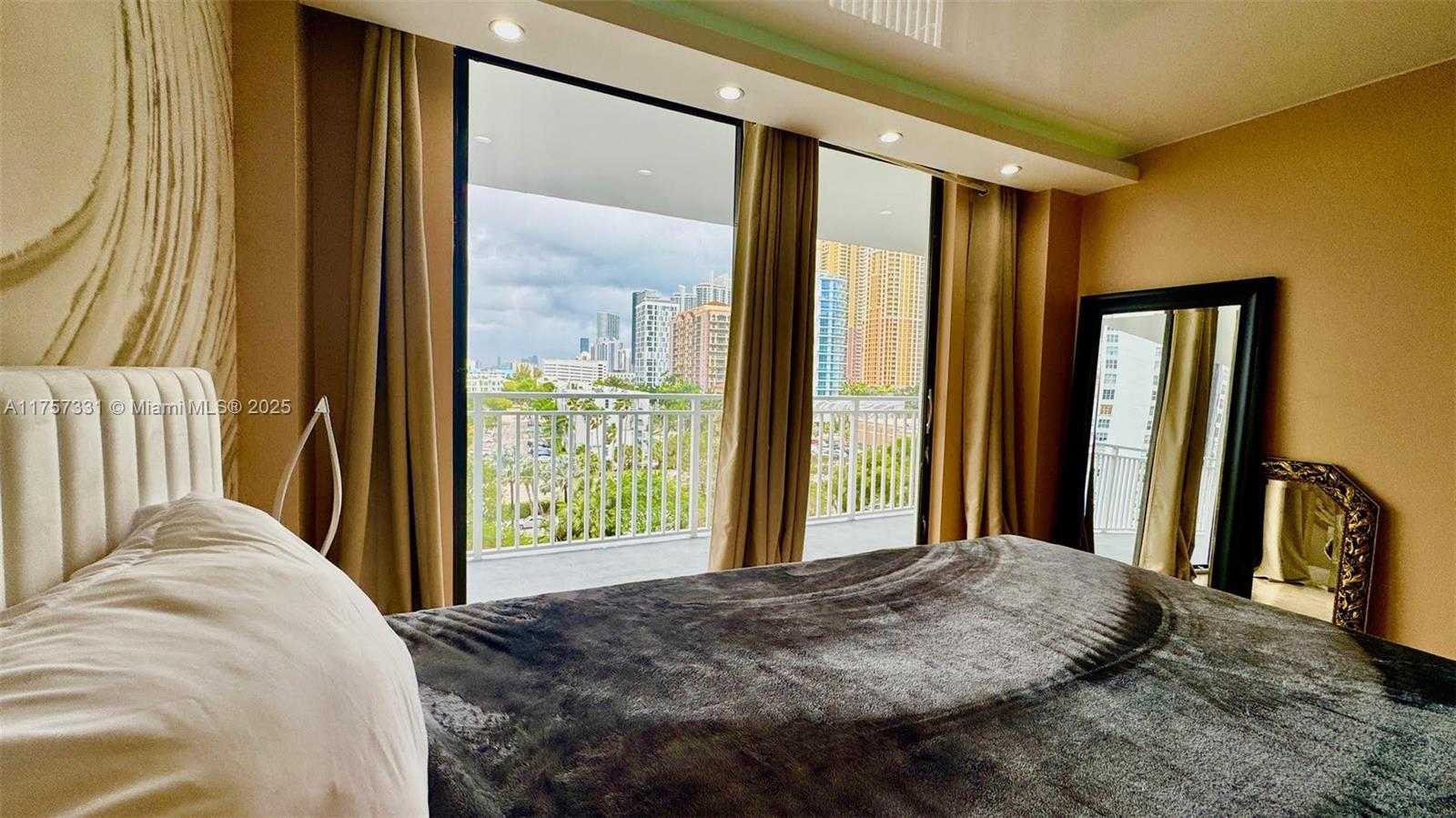 Small Image of 210 174TH ST #810, Sunny Isles Beach Number 28