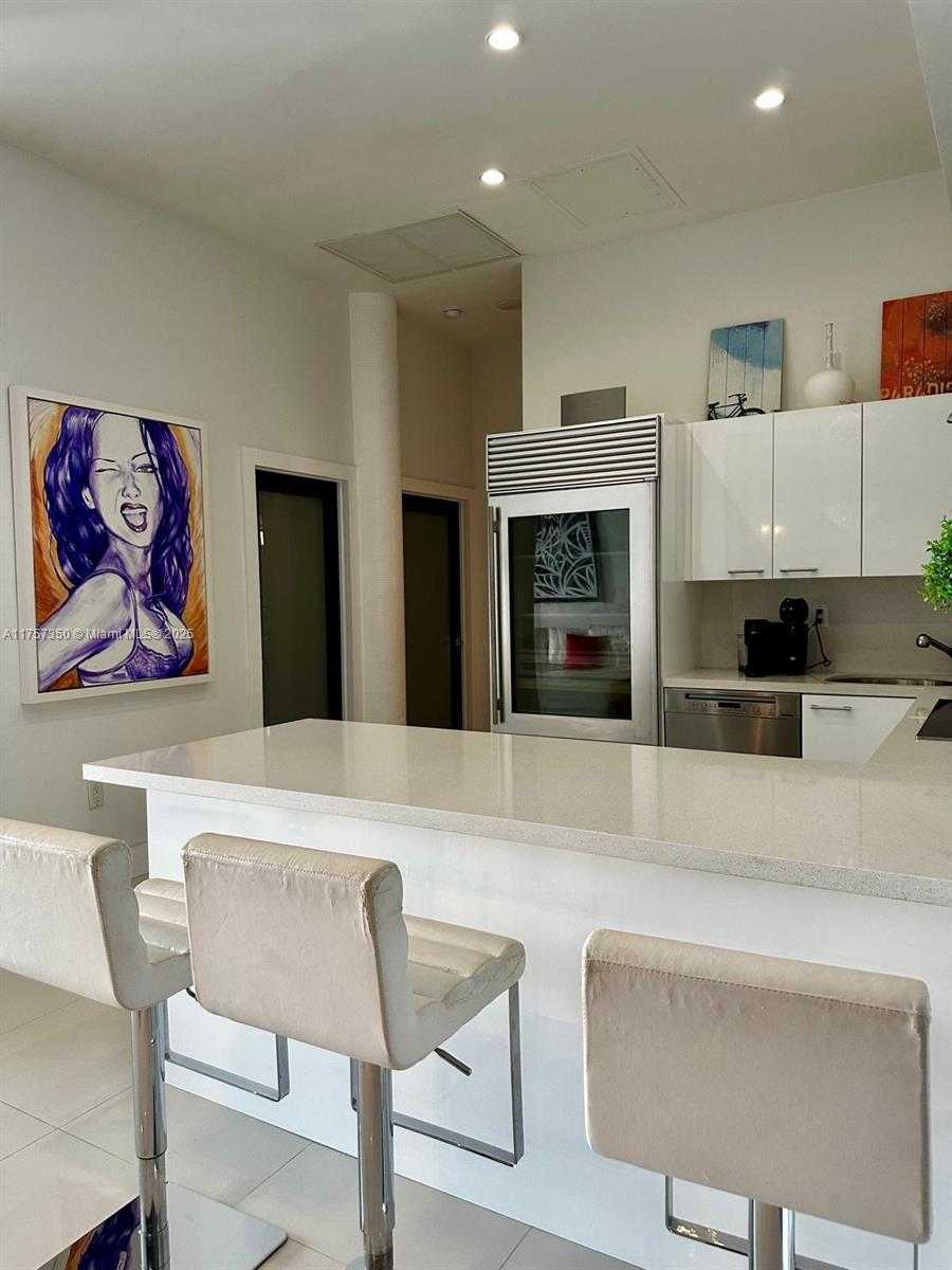 Small Image of 1500 BAY RD #1524S, Miami Beach Number 10