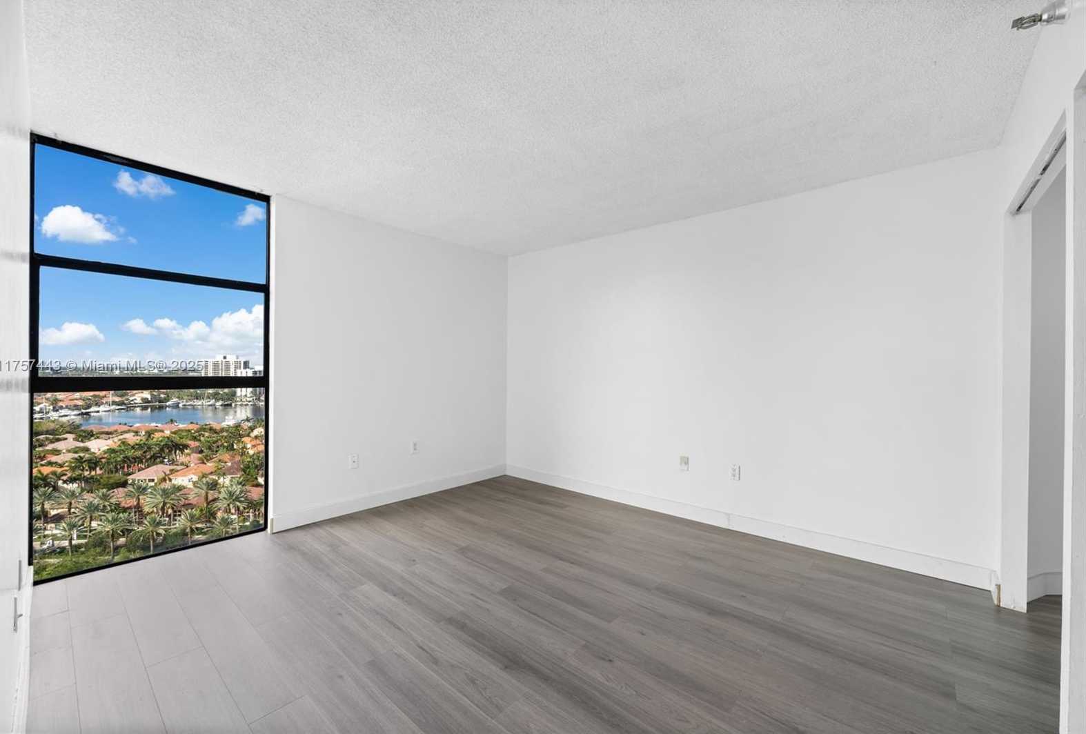Small Image of 20505 EAST COUNTRY CLUB DR #1938, Aventura Number 22