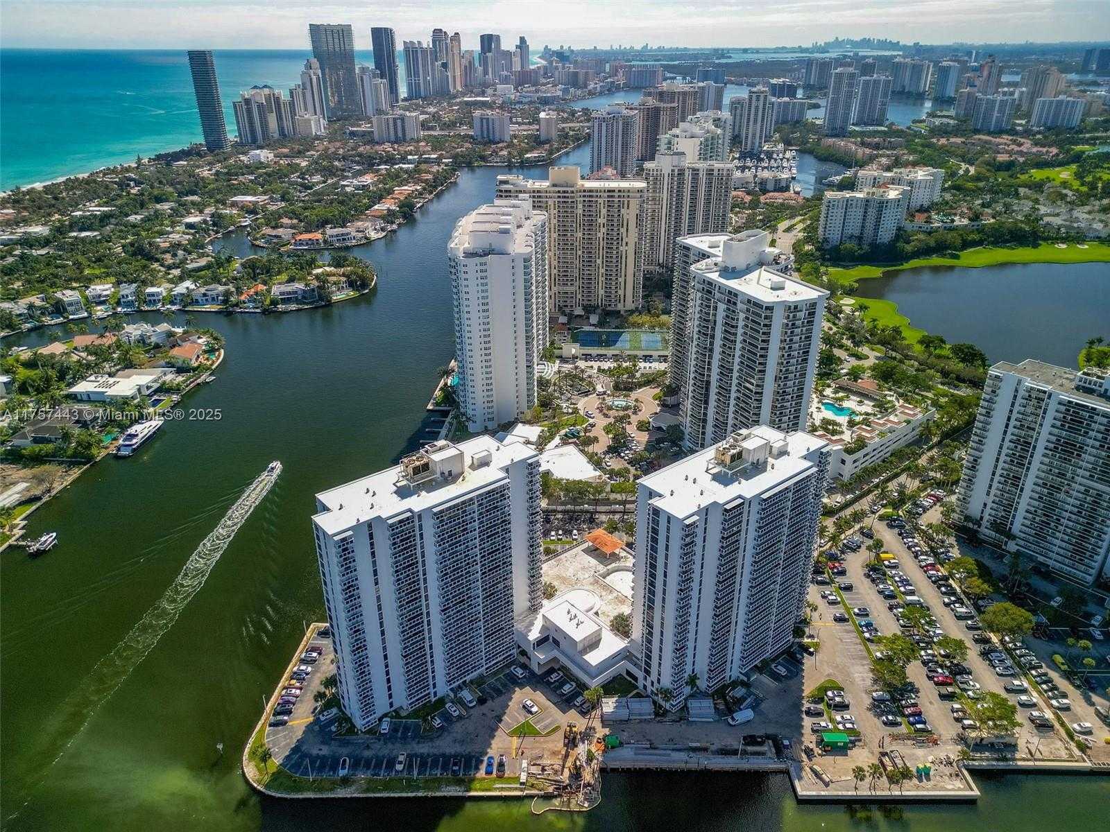 Small Image of 20505 EAST COUNTRY CLUB DR #1938, Aventura Number 32