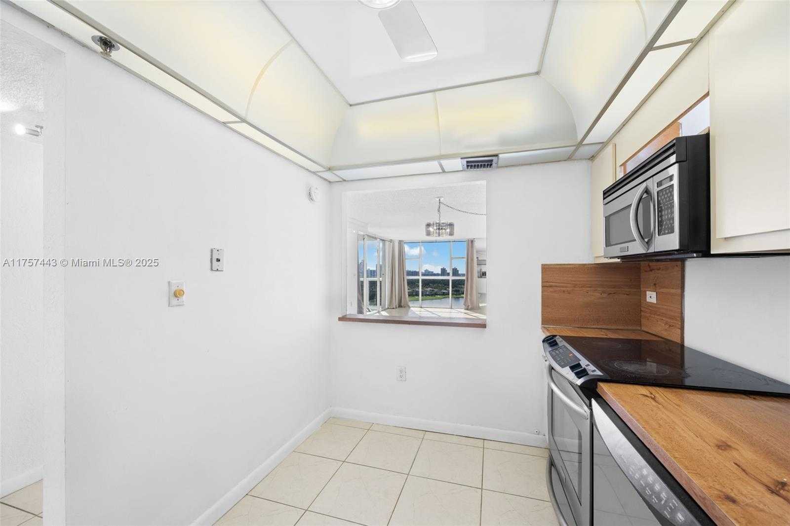 Small Image of 20505 EAST COUNTRY CLUB DR #1938, Aventura Number 6