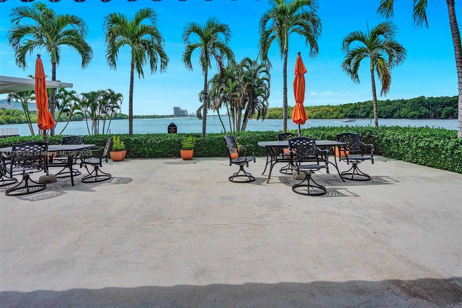 Small Image of 500 BAYVIEW DR #931, Sunny Isles Beach Number 26