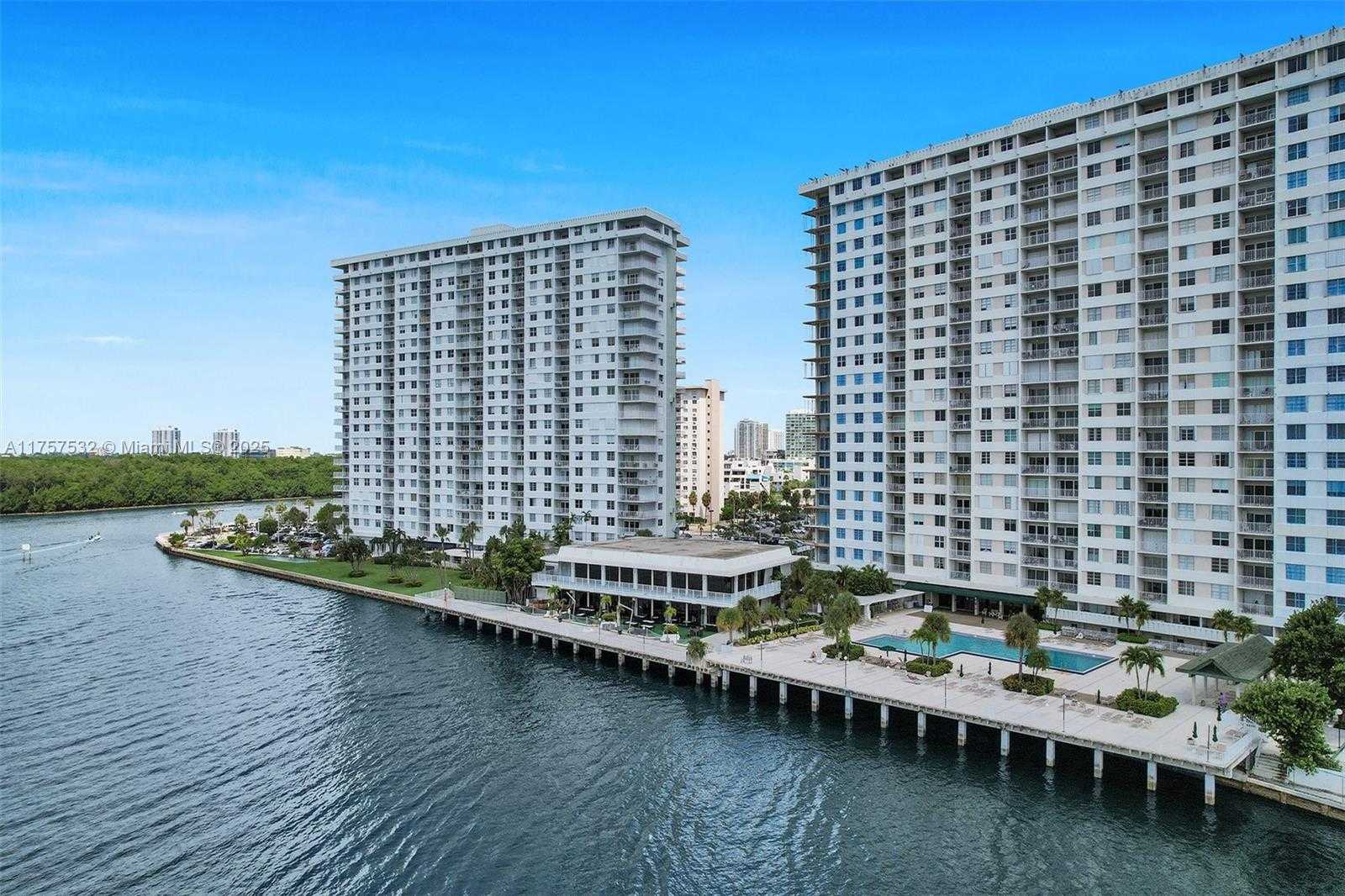 Small Image of 500 BAYVIEW DR #931, Sunny Isles Beach Number 31