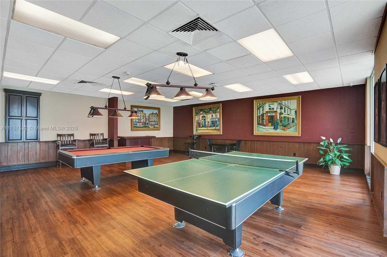 Small Image of 500 BAYVIEW DR #931, Sunny Isles Beach Number 33