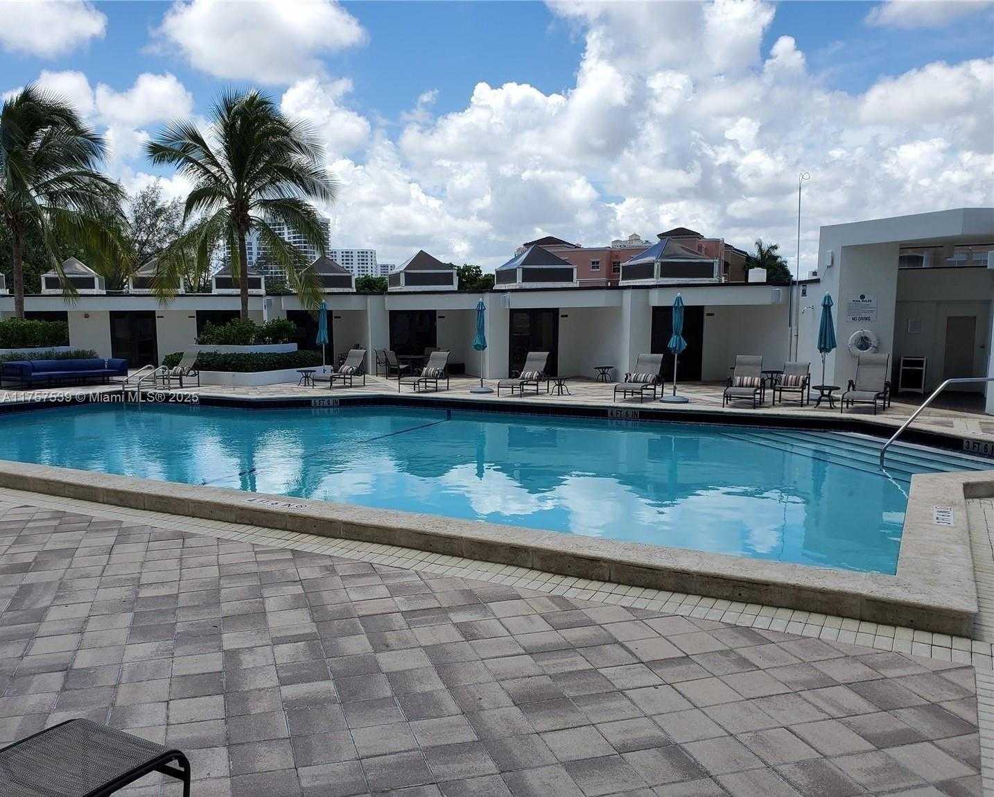 Small Image of 19500 TURNBERRY WAY #20F, Aventura Number 19