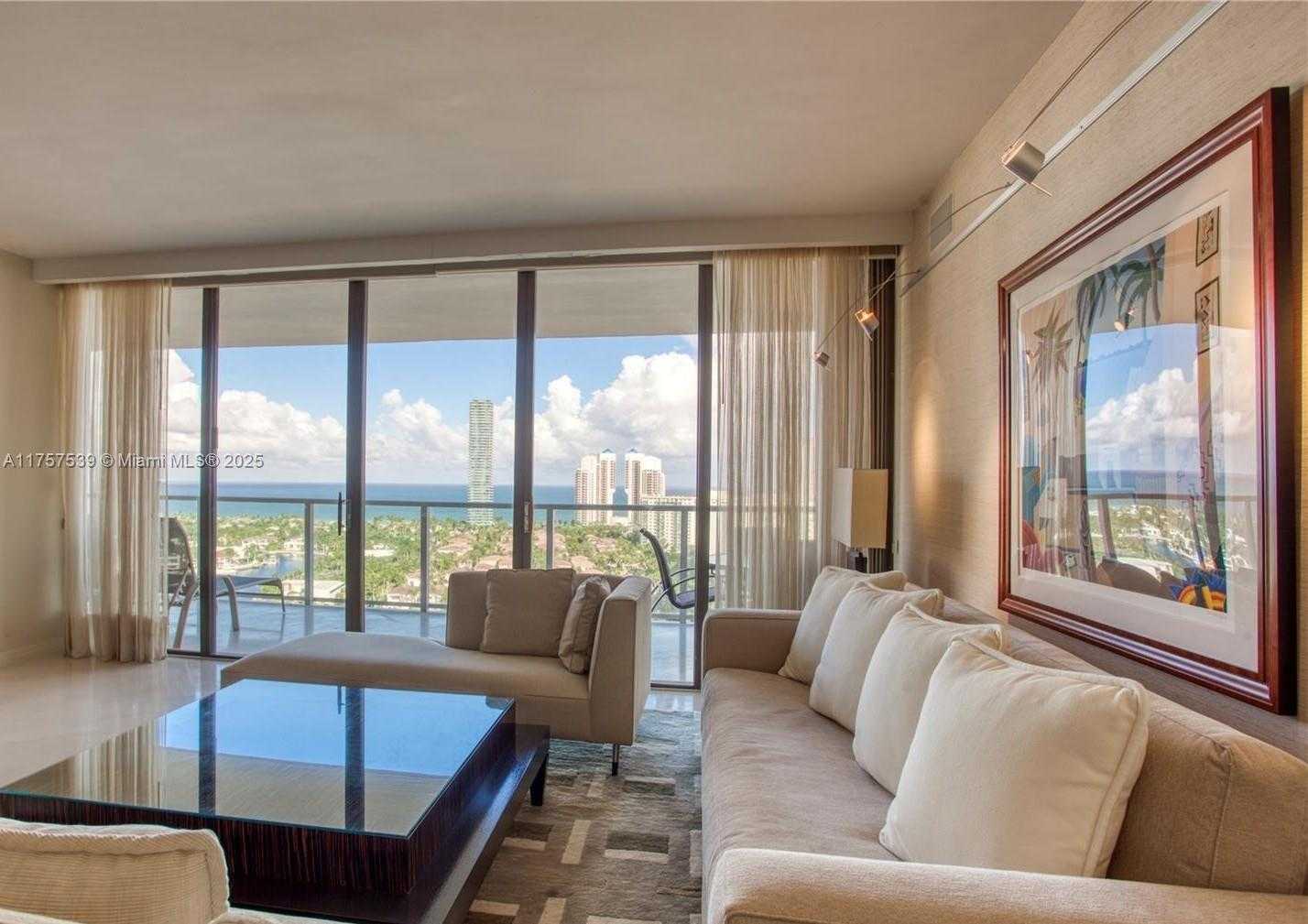 Small Image of 19500 TURNBERRY WAY #20F, Aventura Number 3
