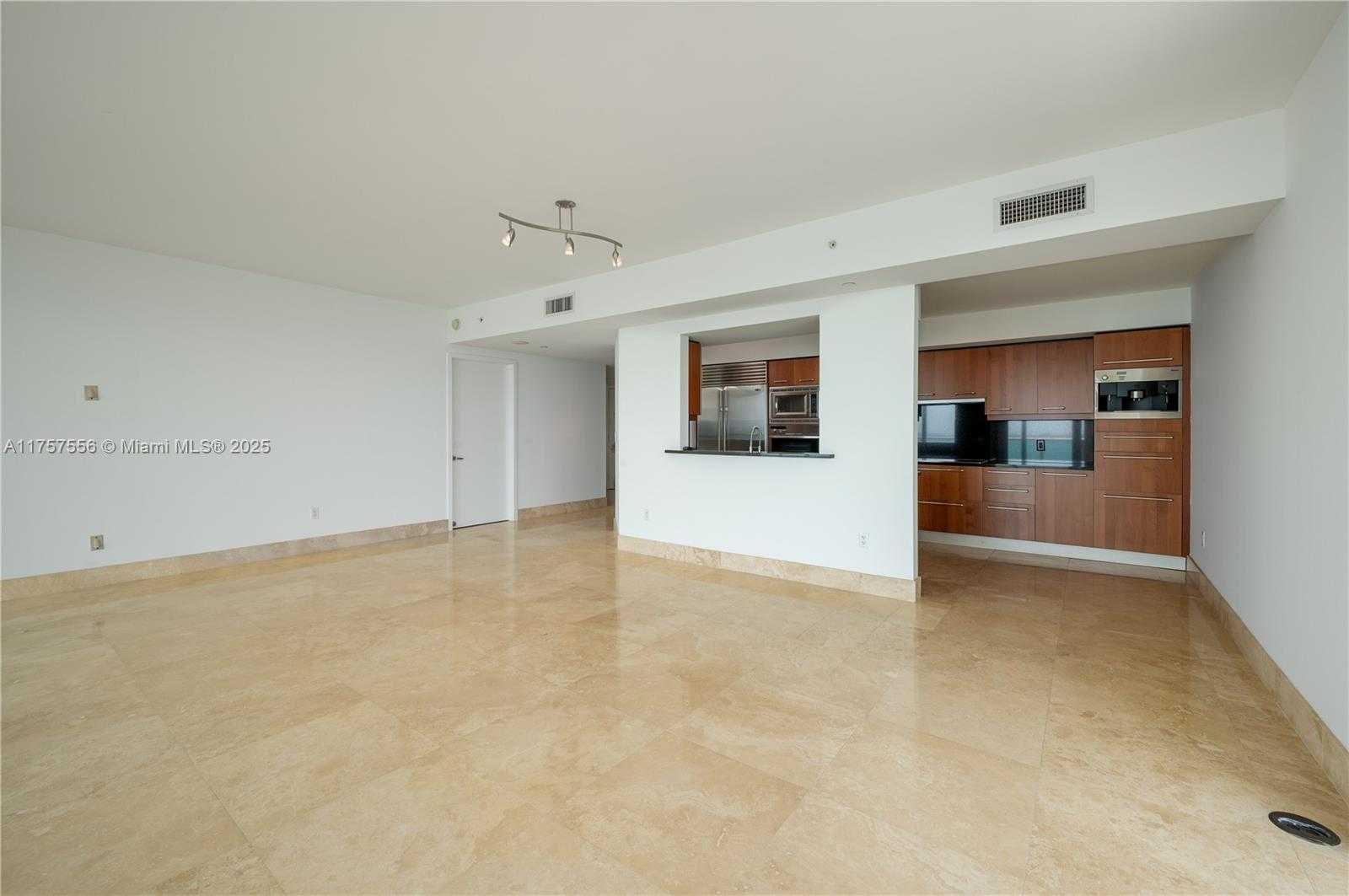 Small Image of 1331 BRICKELL BAY DR #1801, Miami Number 30