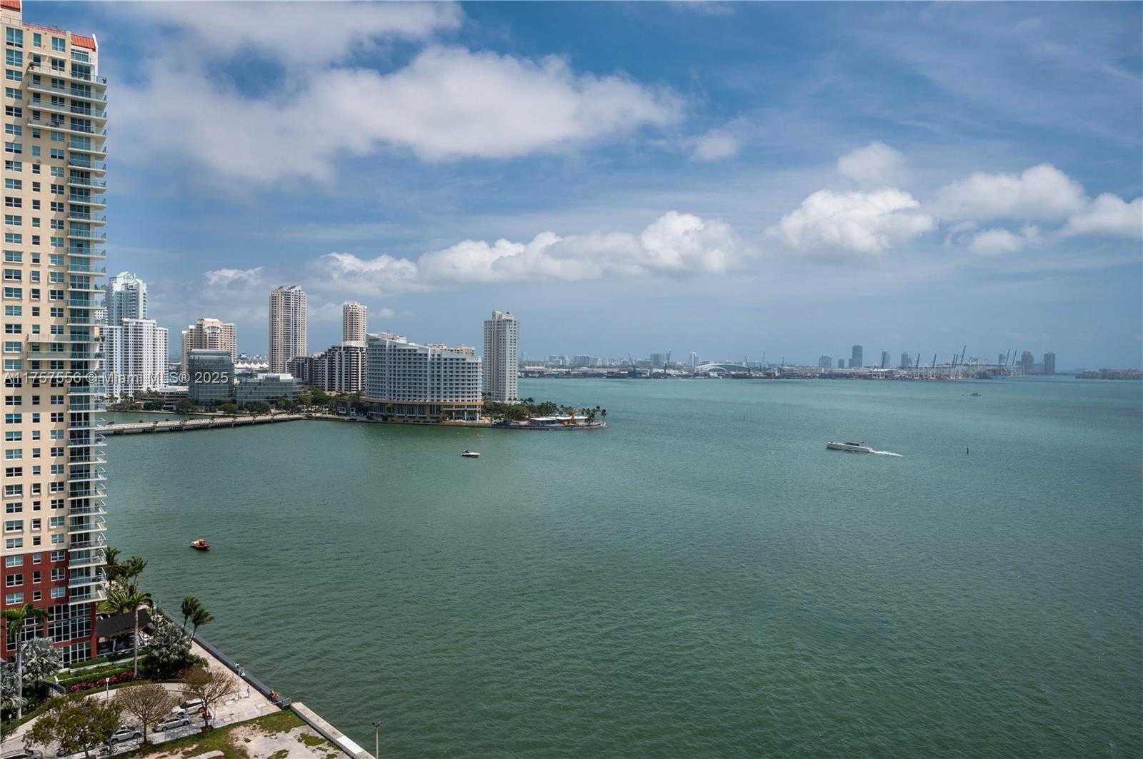 Small Image of 1331 BRICKELL BAY DR #1801, Miami Number 36