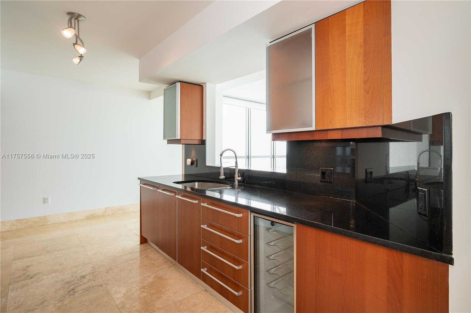 Small Image of 1331 BRICKELL BAY DR #1801, Miami Number 9