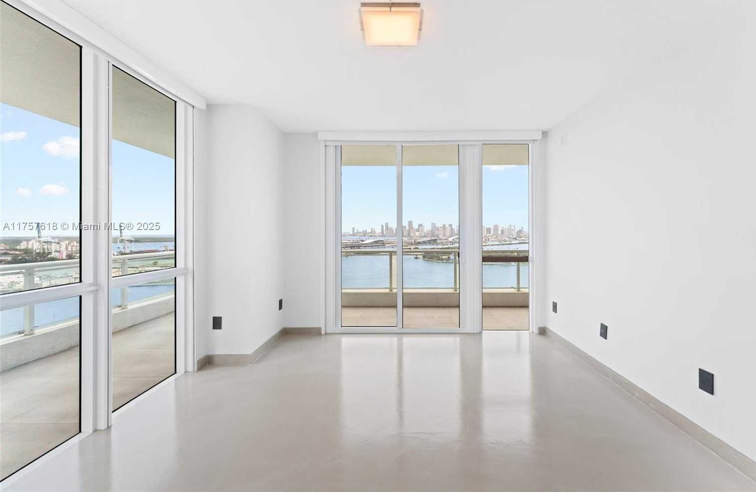 Small Image of 540 WEST AVE #2211, Miami Beach Number 14