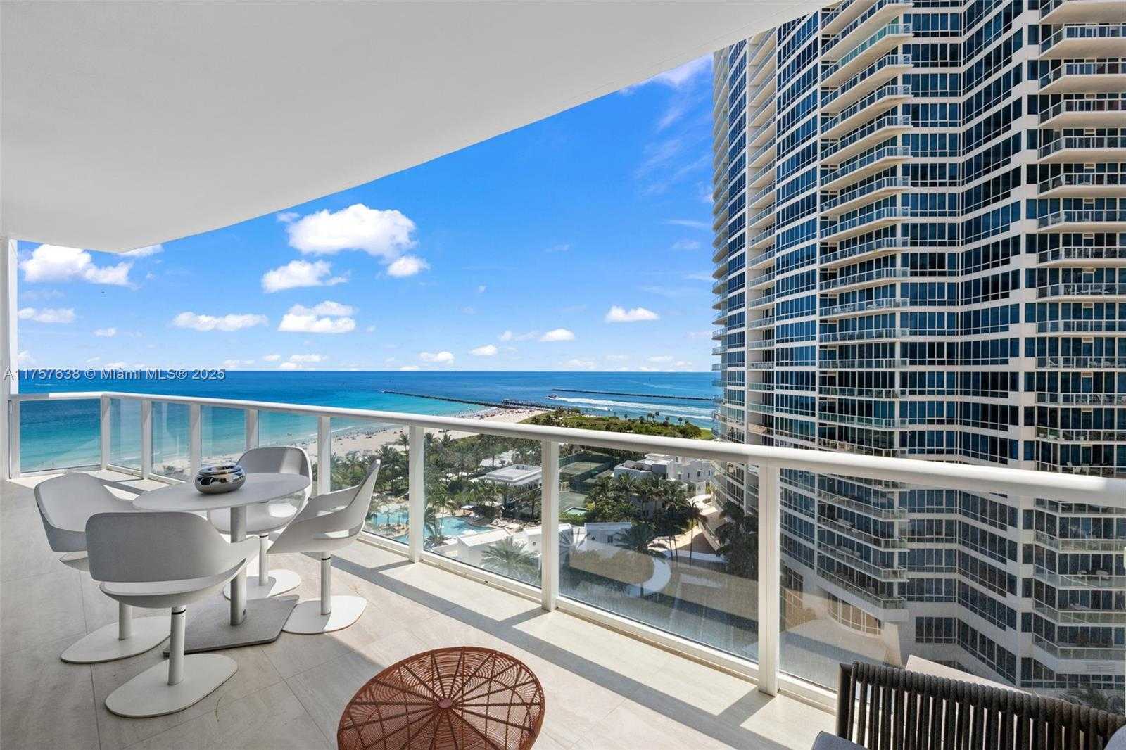 Small Image of 50 SOUTH POINTE DR #1502/03, Miami Beach Number 20