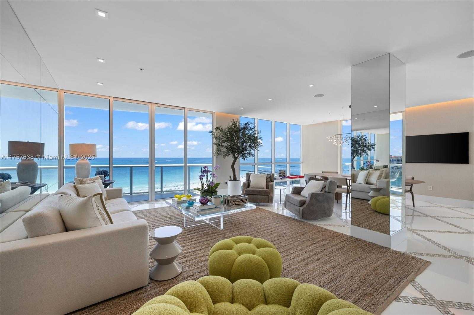 Small Image of 50 SOUTH POINTE DR #1502/03, Miami Beach Number 3
