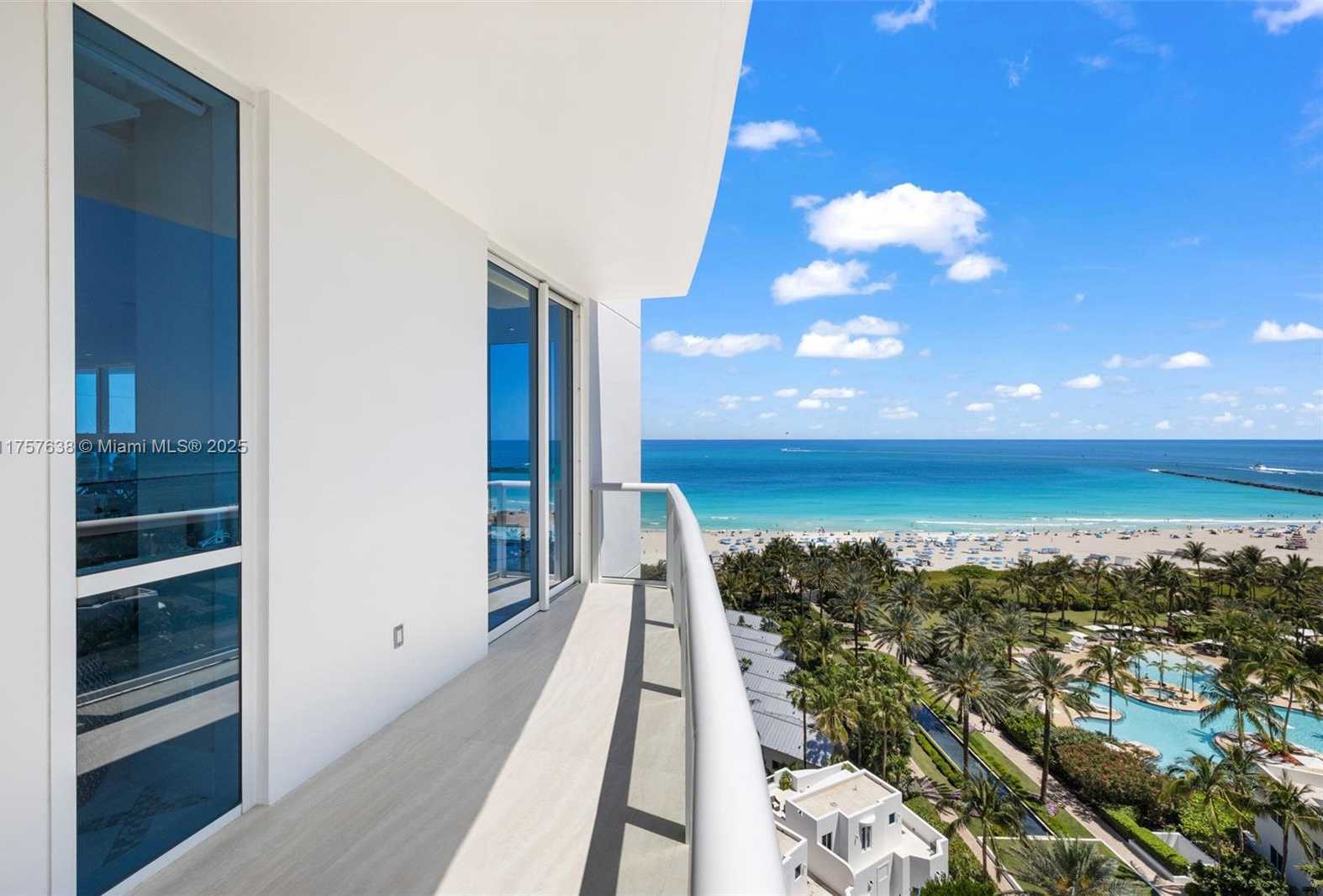 Small Image of 50 SOUTH POINTE DR #1502/03, Miami Beach Number 41