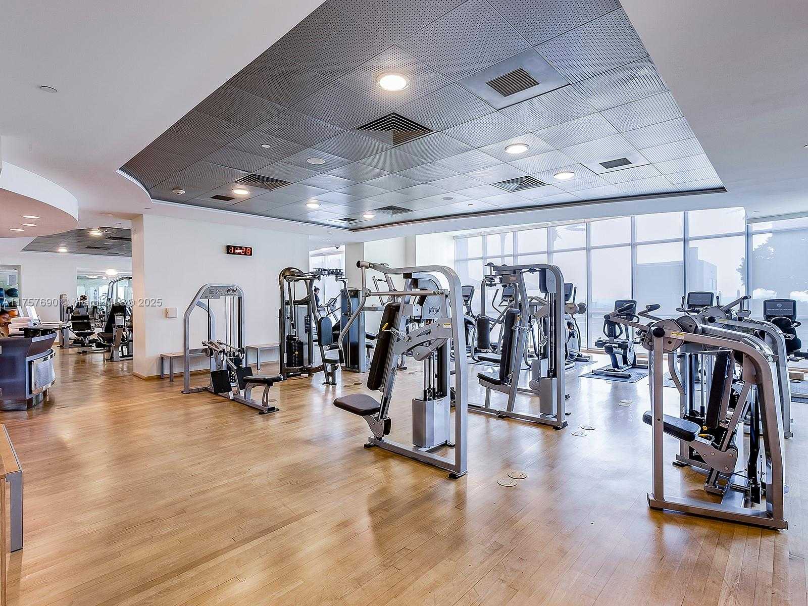 Small Image of 1331 BRICKELL BAY DR #1206, Miami Number 13