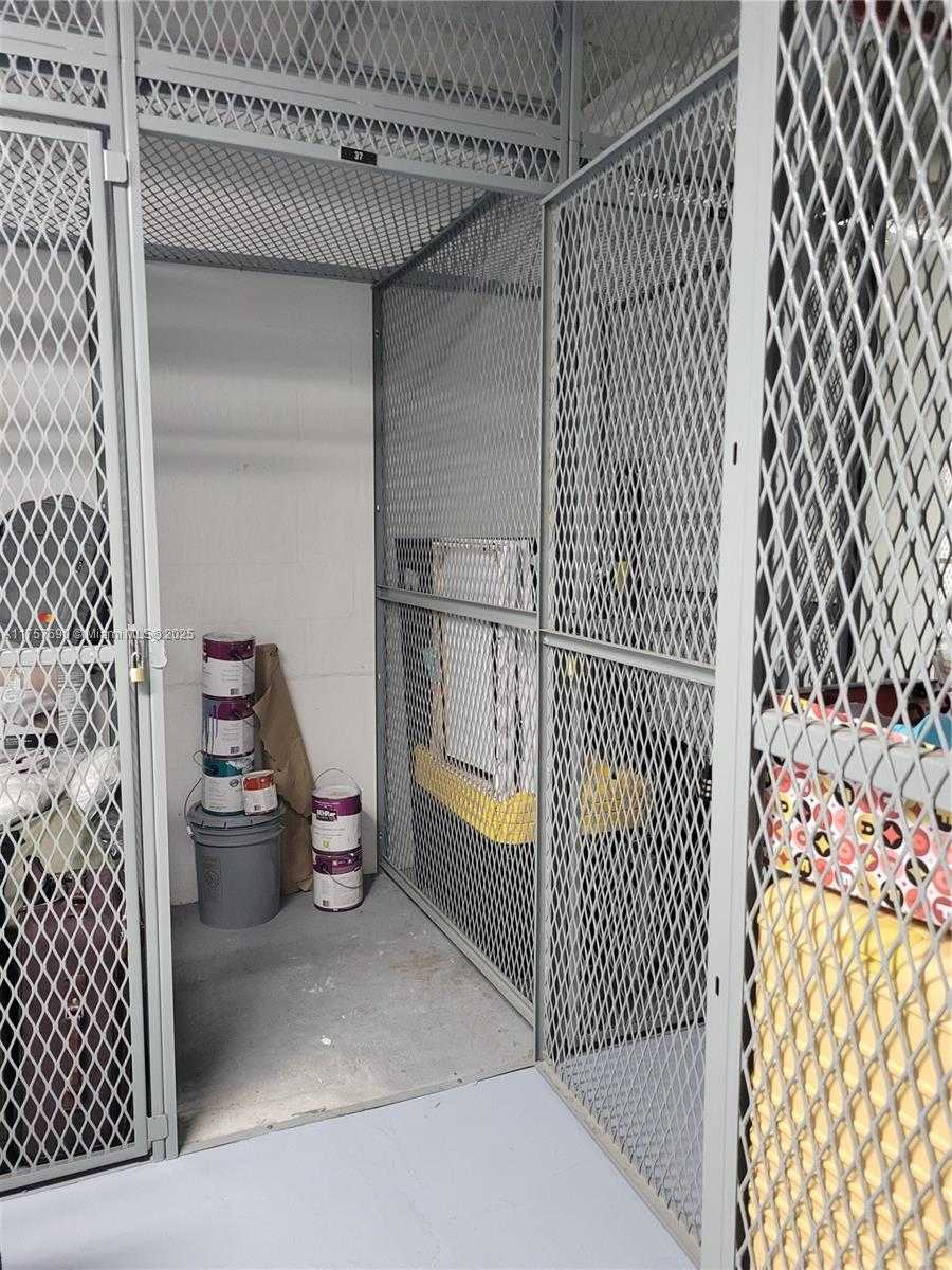 Small Image of 1331 BRICKELL BAY DR #1206, Miami Number 15