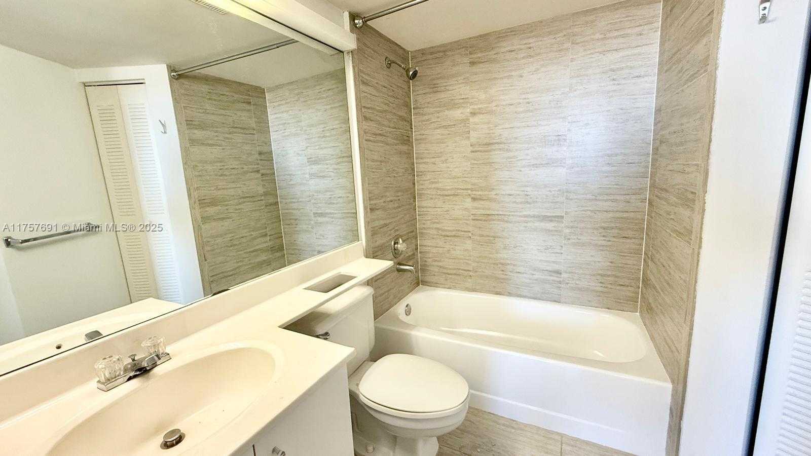 Small Image of 3300 NORTH EAST 192ND ST #PH09, Aventura Number 35