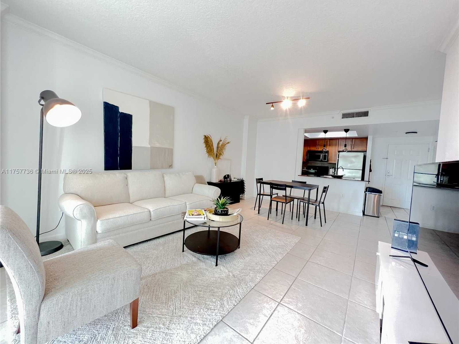 Small Image of 2000 NORTH BAYSHORE DR #608, Miami Number 2