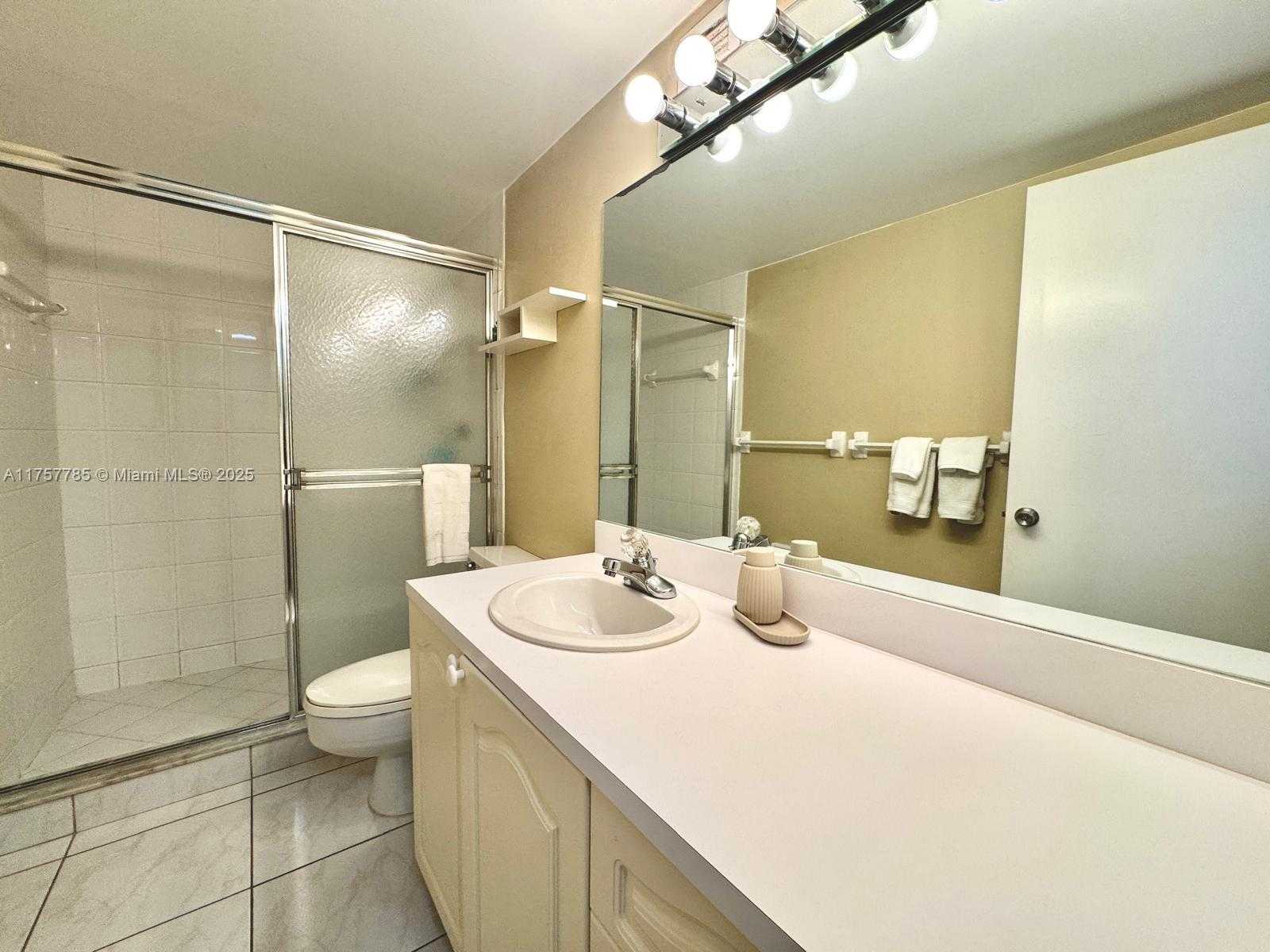 Small Image of 3800 SOUTH OCEAN DR #604, Hollywood Number 27