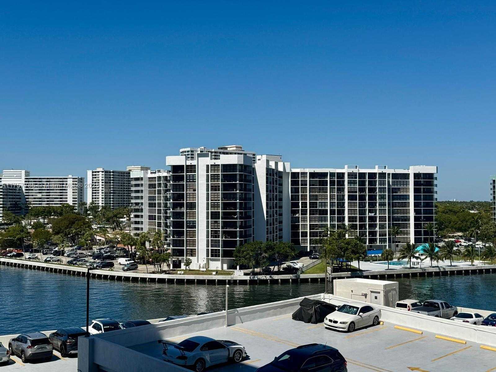 Small Image of 3800 SOUTH OCEAN DR #604, Hollywood Number 48