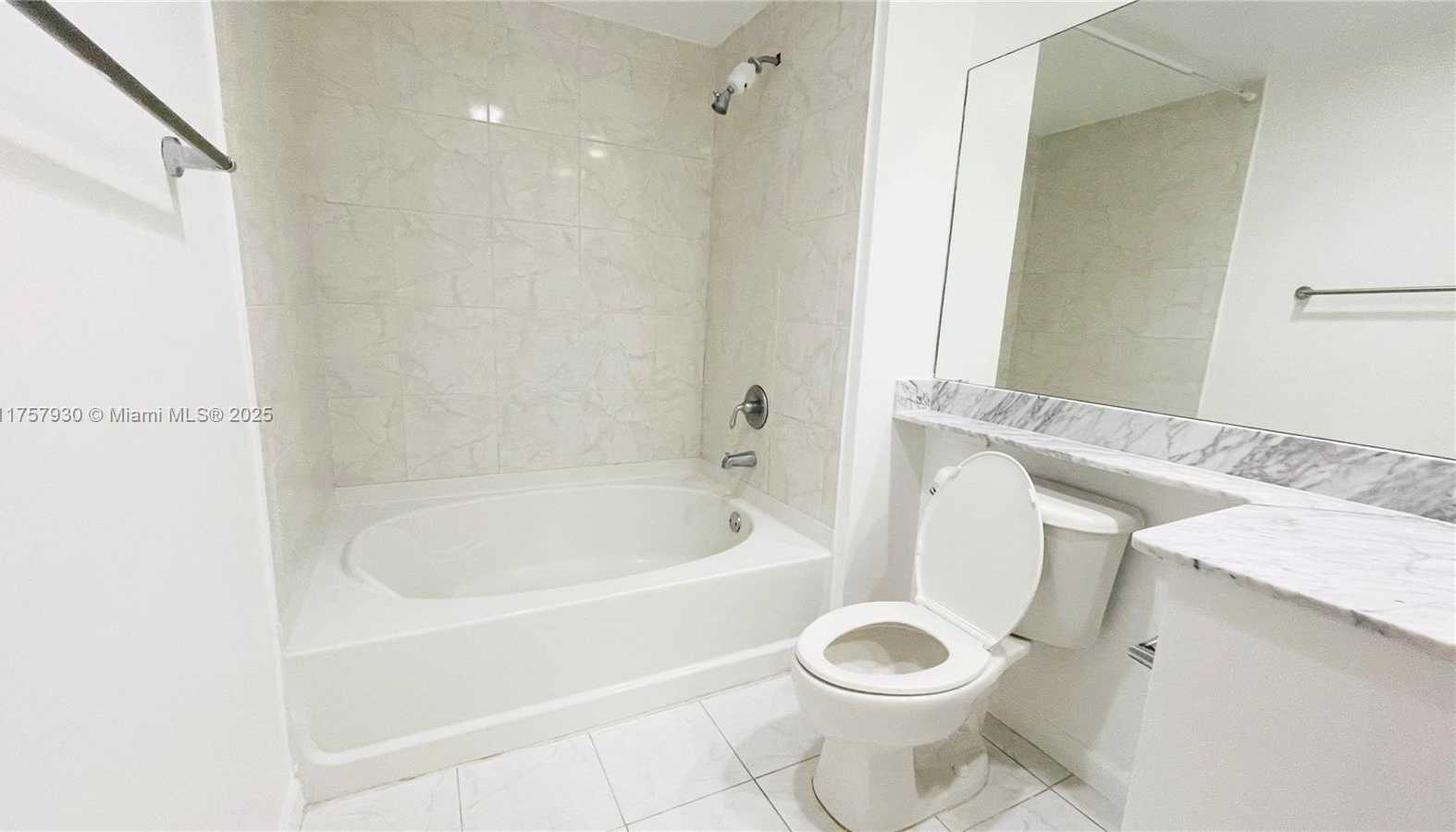 Small Image of 18800 NORTH EAST 29TH AVE #507, Aventura Number 15