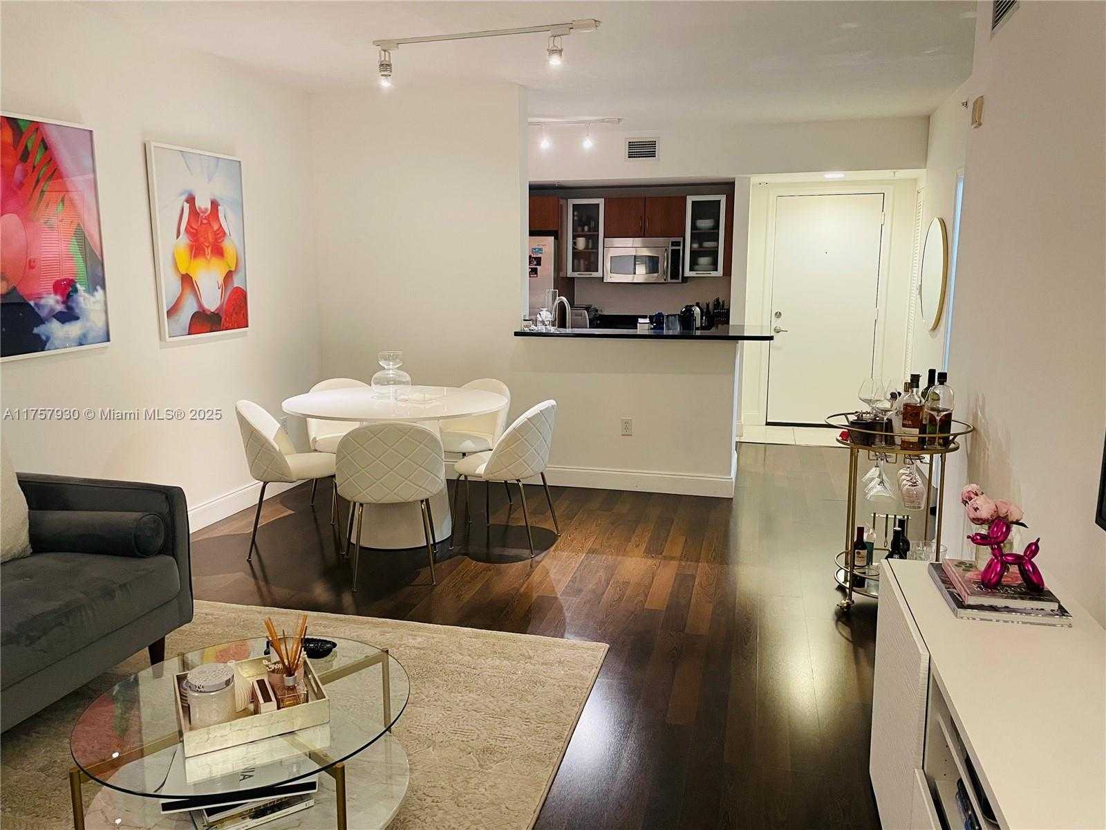 Small Image of 18800 NORTH EAST 29TH AVE #507, Aventura Number 7