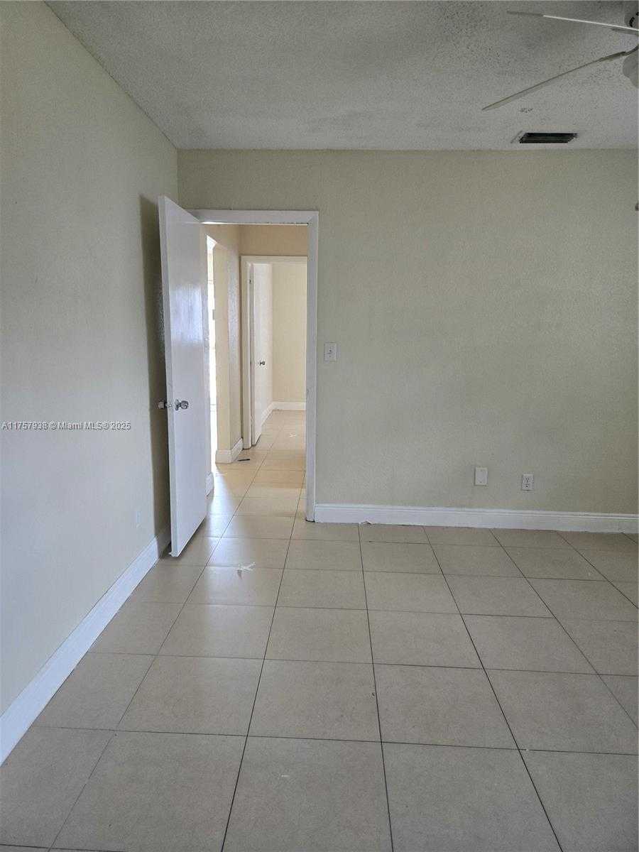 Small Image of 4190 NORTH WEST 45TH ST #1, Lauderdale Lakes Number 3