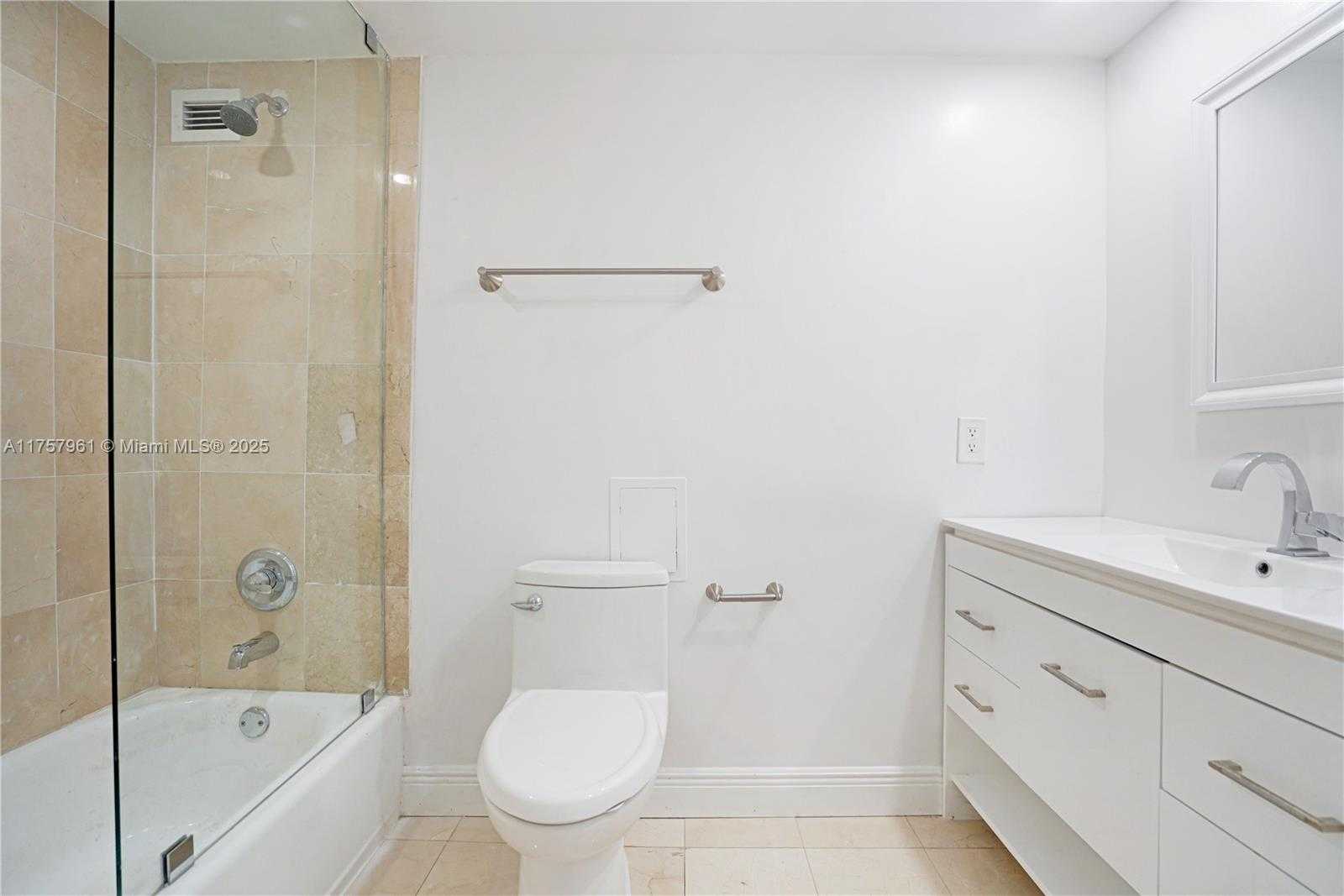 Small Image of 5101 COLLINS AVE #14G, Miami Beach Number 9