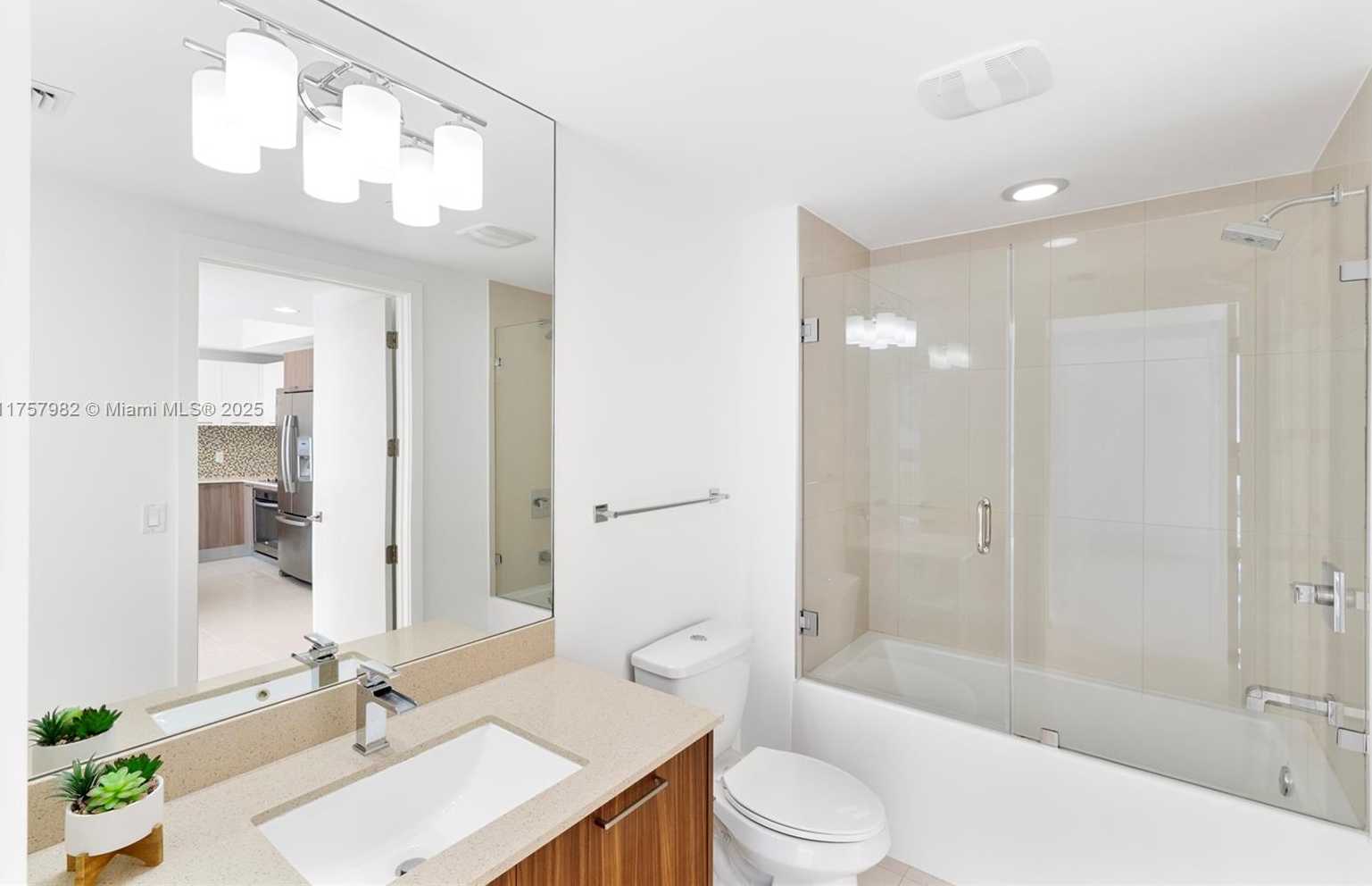 Small Image of 5300 NORTH WEST 85TH AVE #303, Doral Number 20
