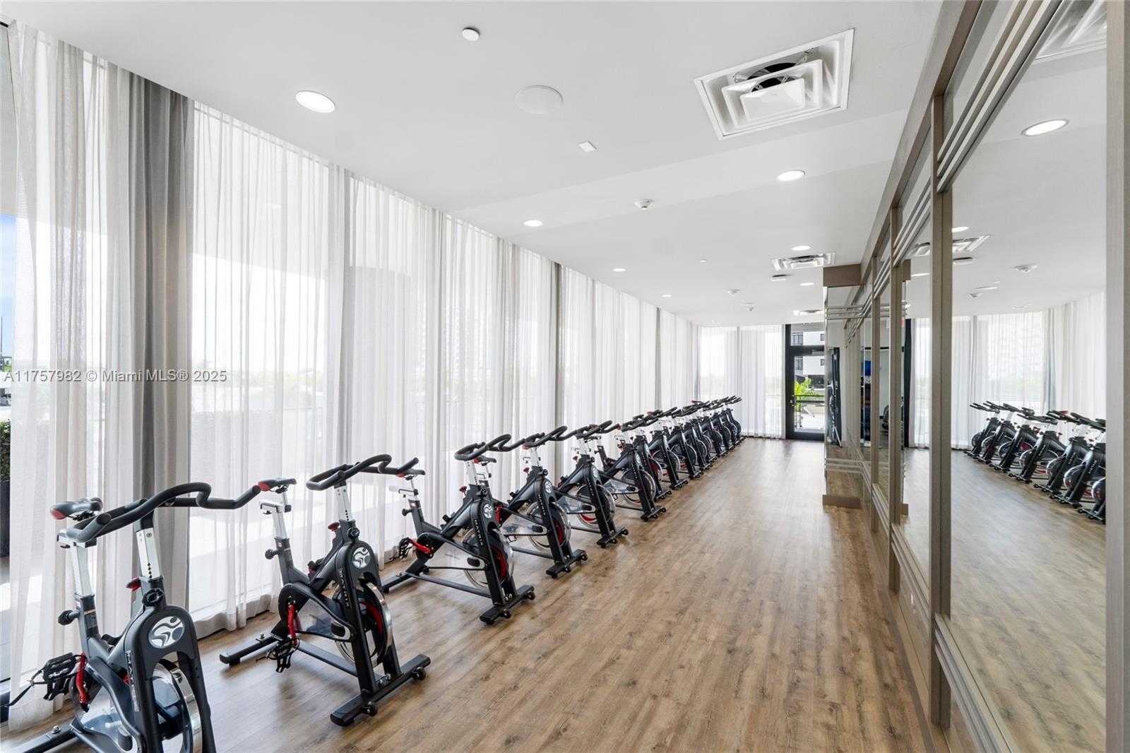 Small Image of 5300 NORTH WEST 85TH AVE #303, Doral Number 26