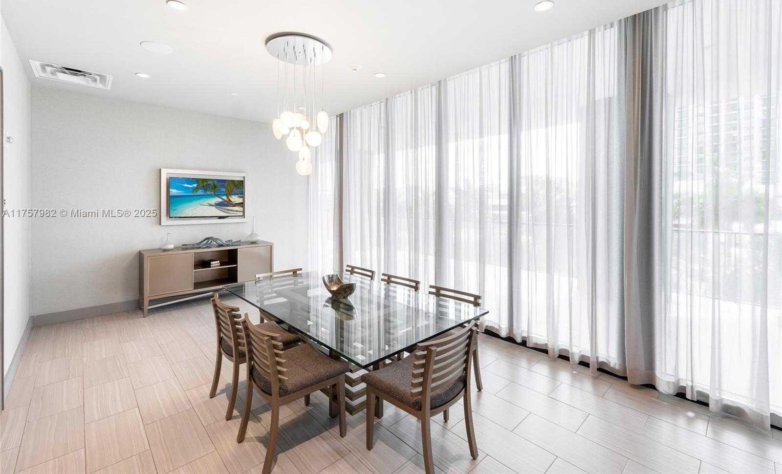 Small Image of 5300 NORTH WEST 85TH AVE #303, Doral Number 29