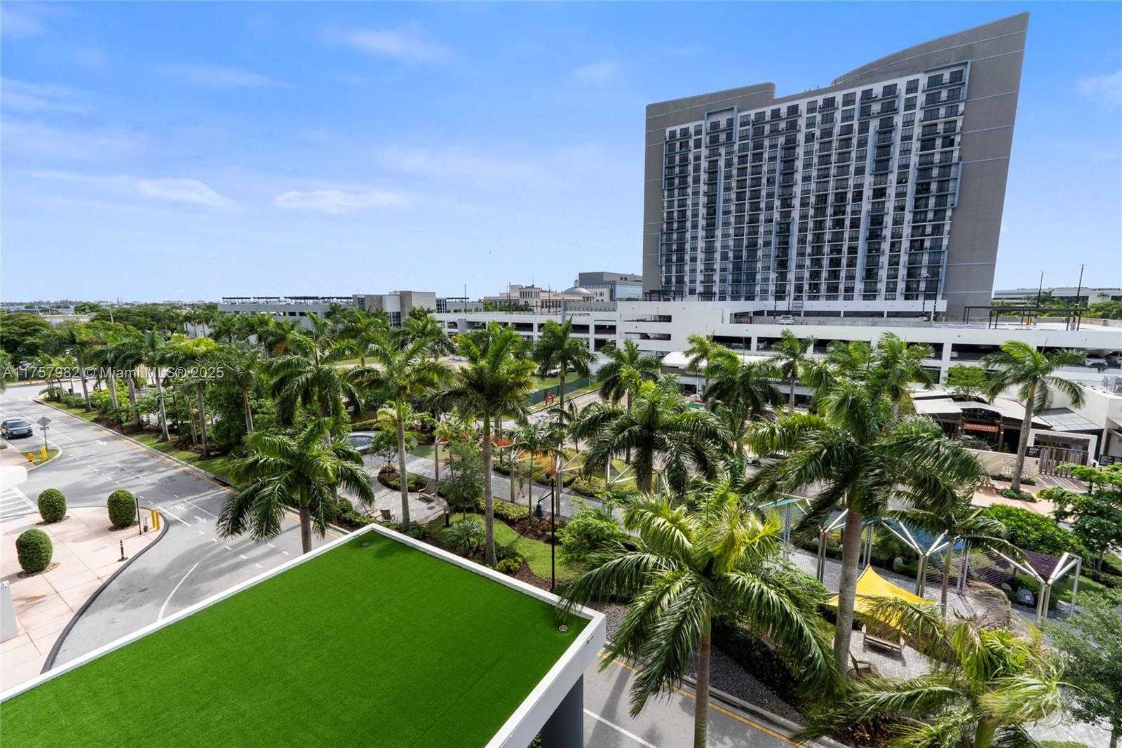 Small Image of 5300 NORTH WEST 85TH AVE #303, Doral Number 9