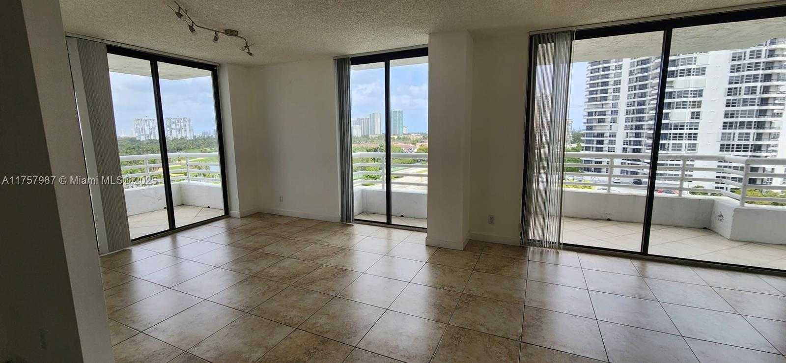 Small Image of 3300 NORTH EAST 192ND ST #1007, Aventura Number 10