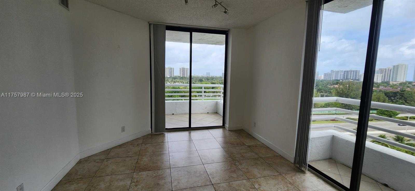 Small Image of 3300 NORTH EAST 192ND ST #1007, Aventura Number 6