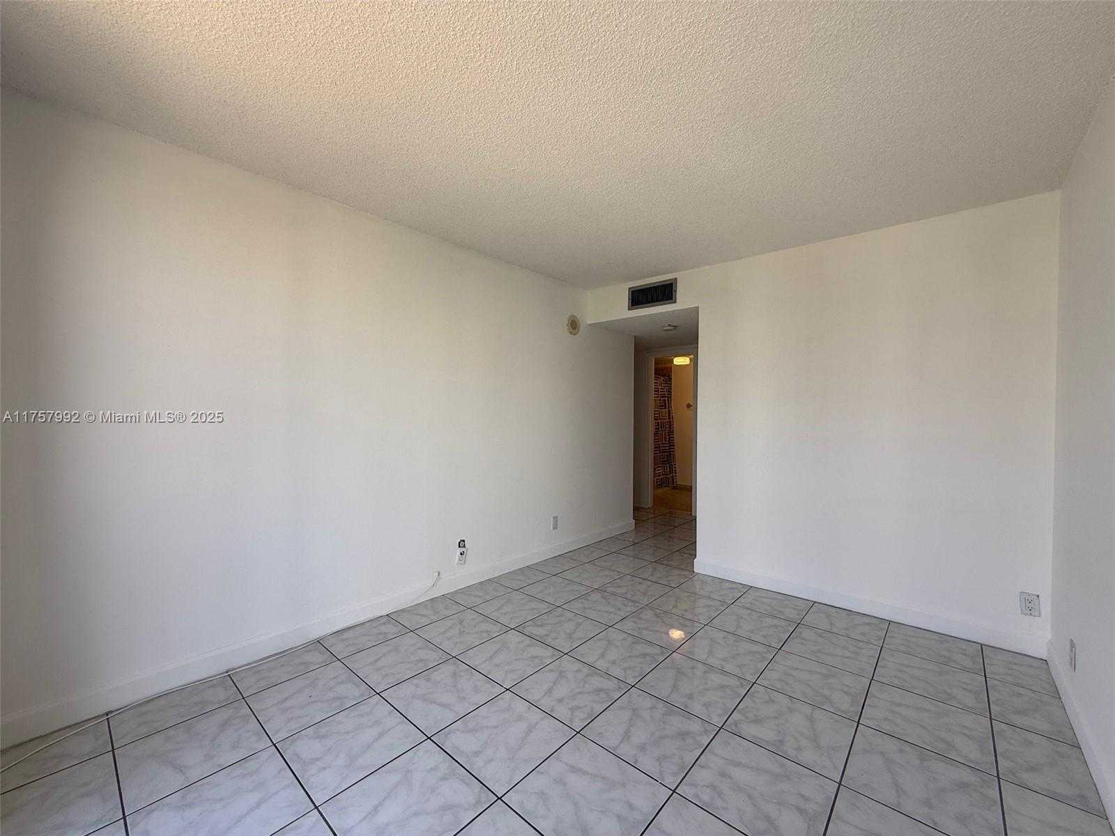 Small Image of 17011 NORTH BAY RD #607, Sunny Isles Beach Number 14