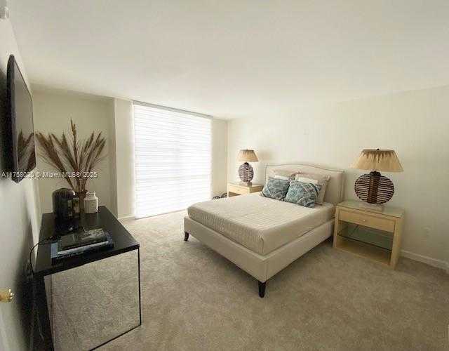 Small Image of 17600 NORTH BAY RD #N603, Sunny Isles Beach Number 14