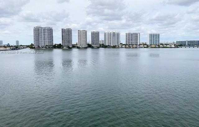 Small Image of 17600 NORTH BAY RD #N603, Sunny Isles Beach Number 23