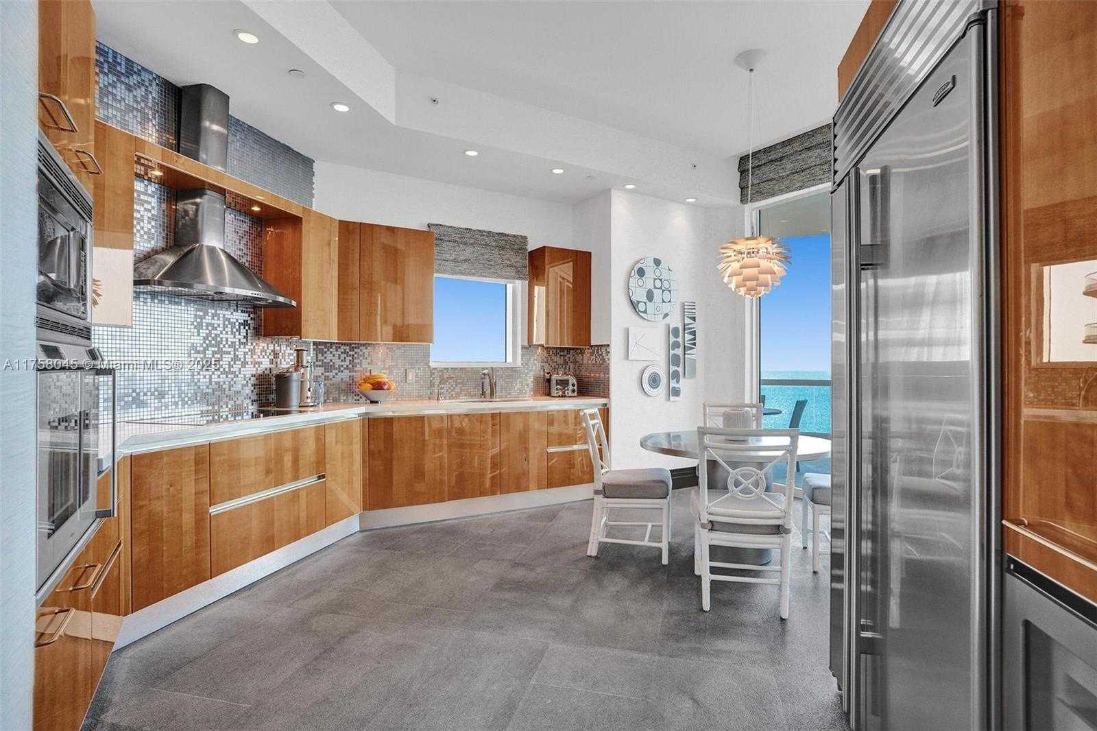 Small Image of 16047 COLLINS AVE #PH3501, Sunny Isles Beach Number 17