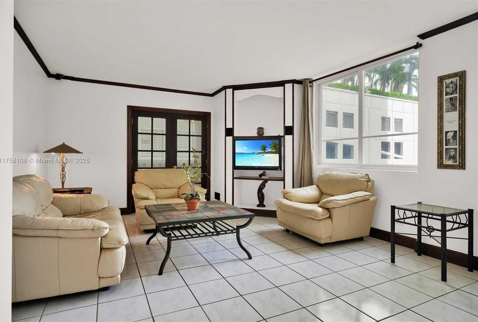 Small Image of 5005 COLLINS AVE #325, Miami Beach Number 28