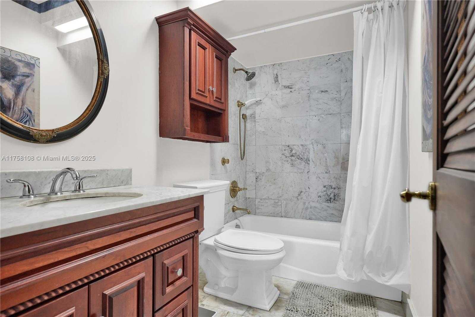 Small Image of 5005 COLLINS AVE #325, Miami Beach Number 5