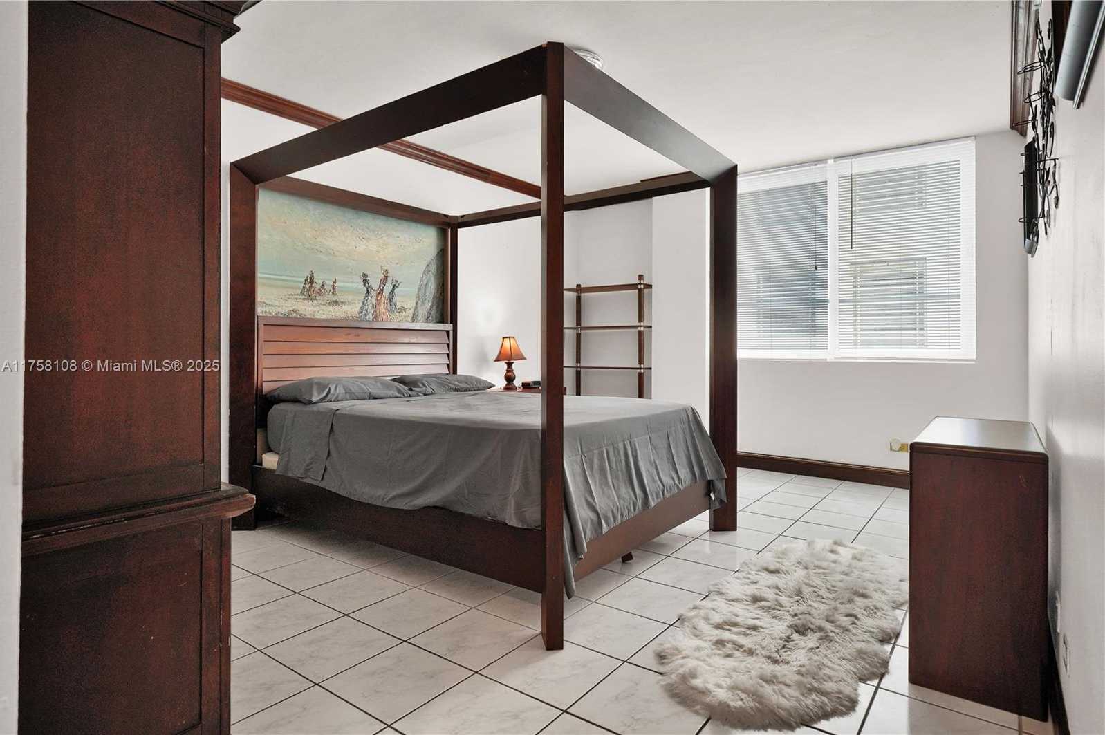 Small Image of 5005 COLLINS AVE #325, Miami Beach Number 7