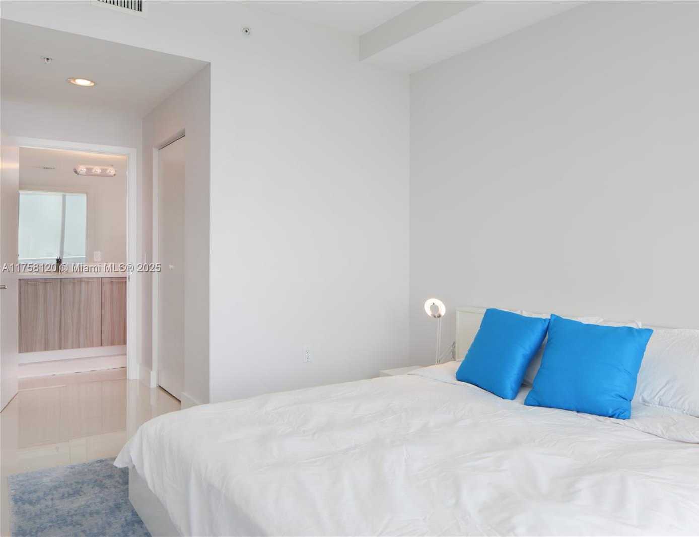 Small Image of 6700 INDIAN CREEK DR #PH5, Miami Beach Number 15
